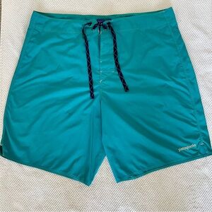 Patagonia Men’s Wavefarer® Board Shorts - Size 35, Teal color